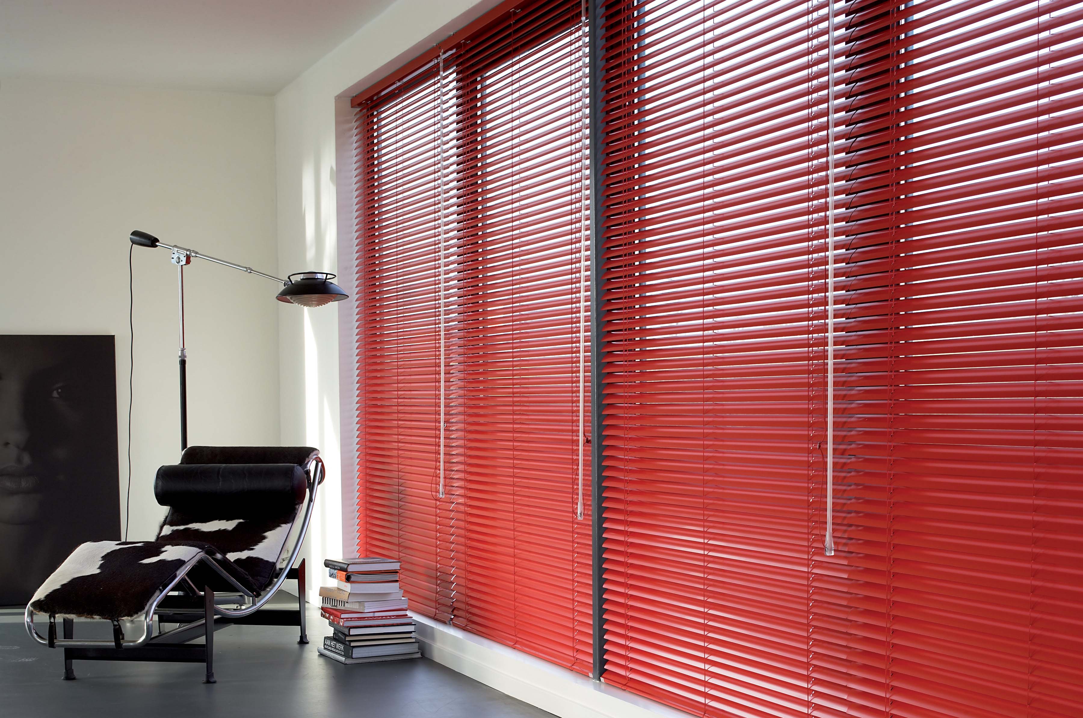 Red aluminium Venetian blinds office