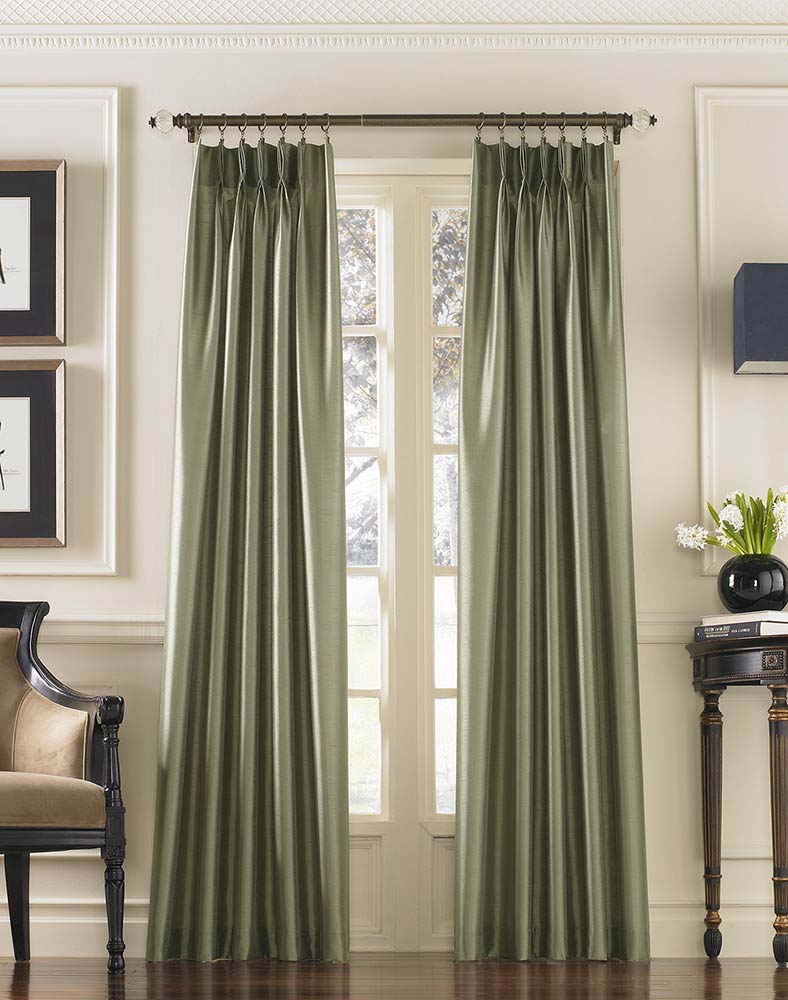 Pinch pleated curtains with curtain rod